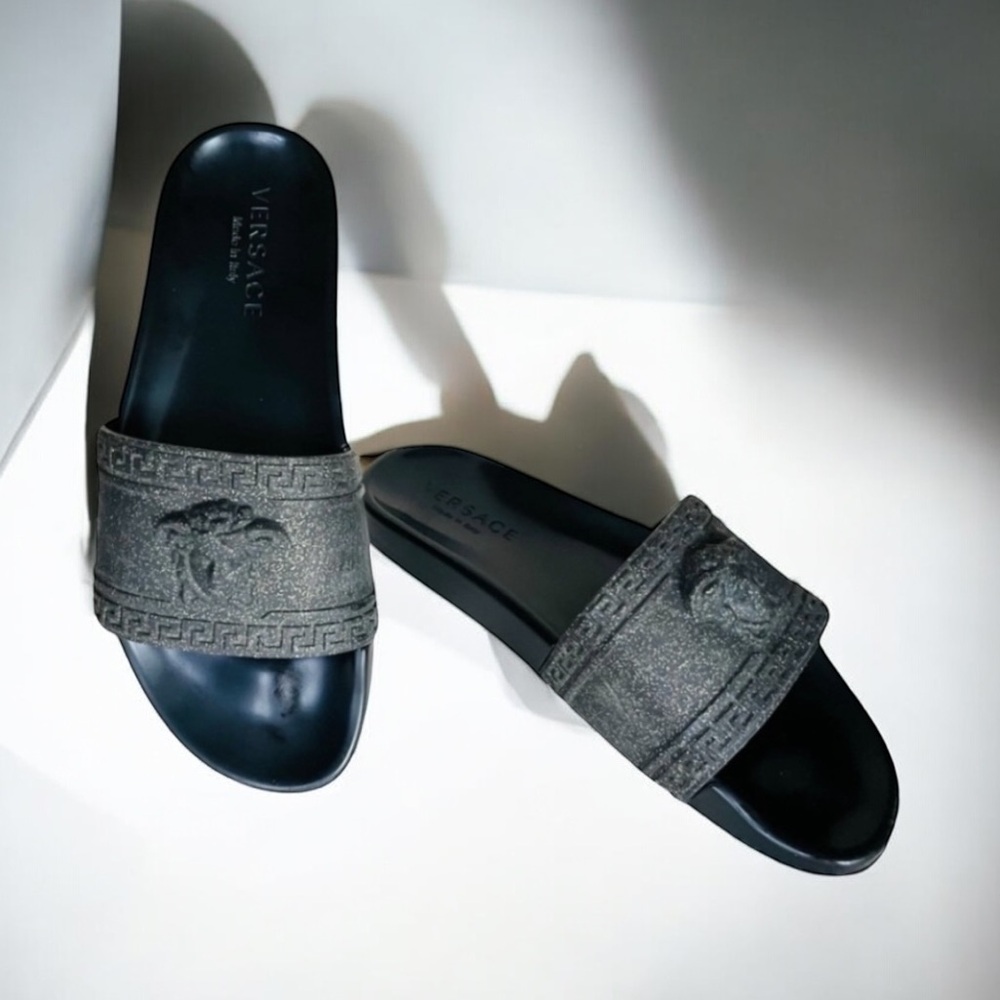 VERSACE Palazzo Mens Pool Slippers Medusa Geek Key Size 44